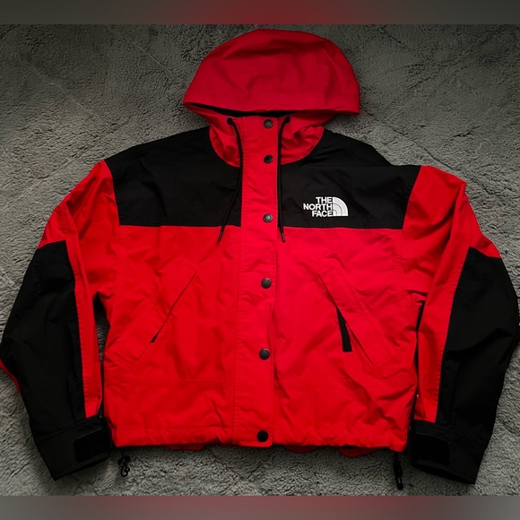 TNF Women’s Reign On Jacket